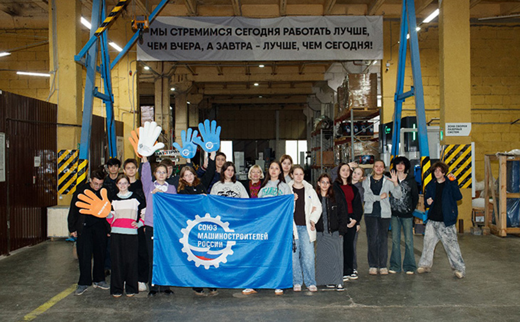 Студенты ПАПК распахнули двери в мир высоких технологий в «День без турникетов»